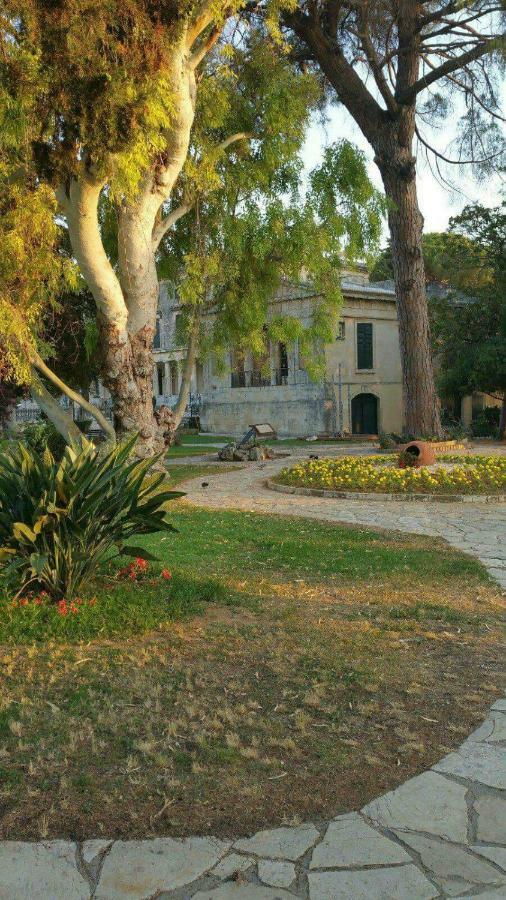 Helens Apartment Corfu  Екстер'єр фото